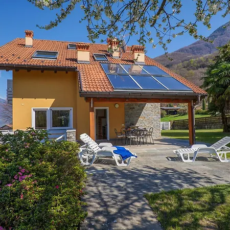 Bellavista I Garten Mit Pool Daire Colico